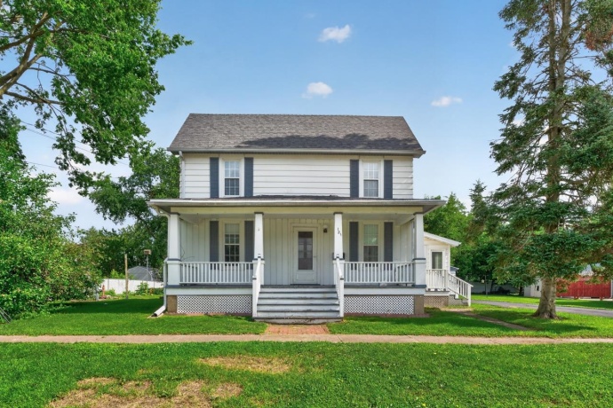 121 6TH, BYRON, Illinois 61010, 4 Bedrooms Bedrooms, ,1 BathroomBathrooms,House,For Sale,6TH,202604134