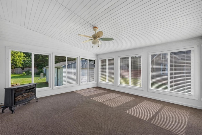 121 6TH, BYRON, Illinois 61010, 4 Bedrooms Bedrooms, ,1 BathroomBathrooms,House,For Sale,6TH,202604134