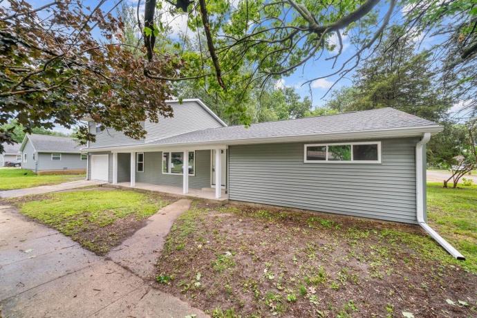 809 Adams, OREGON, Illinois 61061, 4 Bedrooms Bedrooms, ,1 BathroomBathrooms,House,For Sale,Adams,202604135