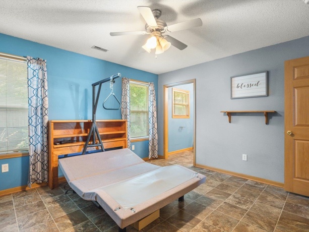 210 Pacific, DAVIS JUNCTION, Illinois 61020, 3 Bedrooms Bedrooms, ,2 BathroomsBathrooms,House,For Sale,Pacific,202604138