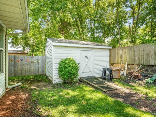 210 Pacific, DAVIS JUNCTION, Illinois 61020, 3 Bedrooms Bedrooms, ,2 BathroomsBathrooms,House,For Sale,Pacific,202604138