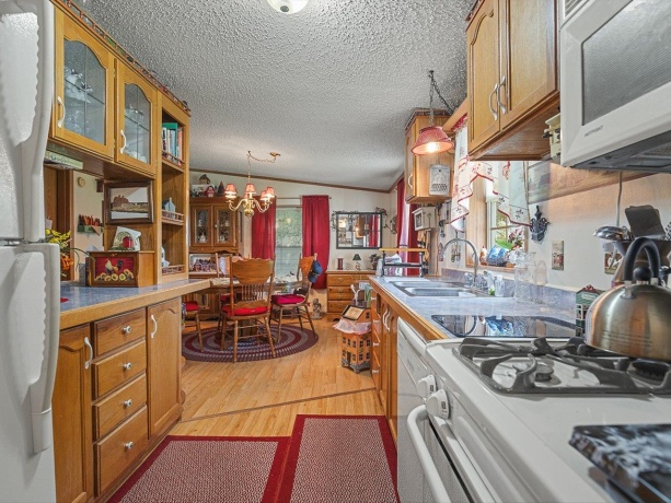 5409 Ebonywood, ROSCOE, Illinois 61073, 3 Bedrooms Bedrooms, ,2 BathroomsBathrooms,House,For Sale,Ebonywood,202604139