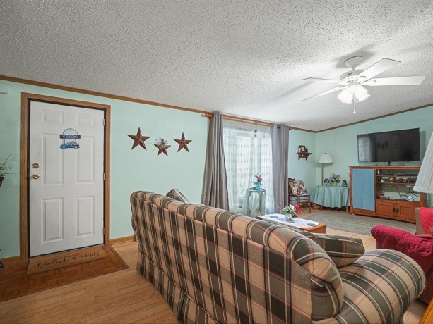 5409 Ebonywood, ROSCOE, Illinois 61073, 3 Bedrooms Bedrooms, ,2 BathroomsBathrooms,House,For Sale,Ebonywood,202604139
