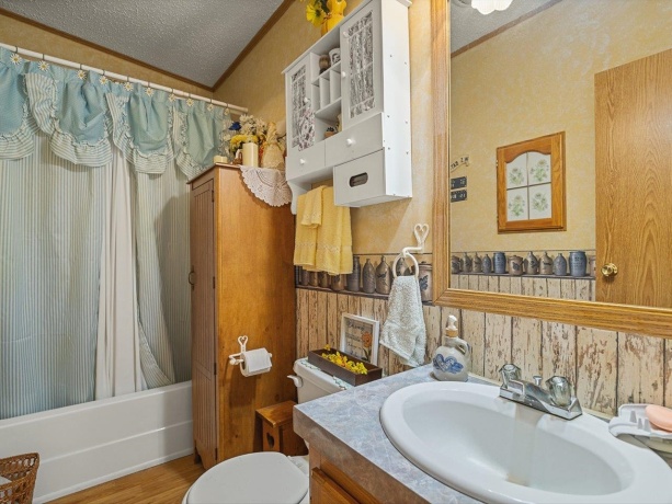 5409 Ebonywood, ROSCOE, Illinois 61073, 3 Bedrooms Bedrooms, ,2 BathroomsBathrooms,House,For Sale,Ebonywood,202604139