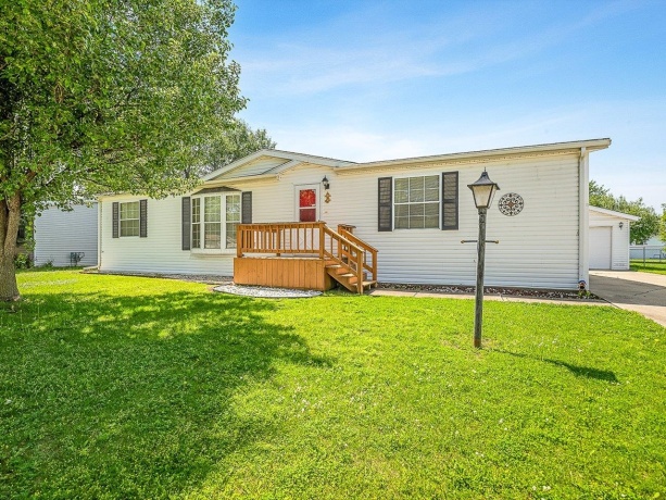 5409 Ebonywood, ROSCOE, Illinois 61073, 3 Bedrooms Bedrooms, ,2 BathroomsBathrooms,House,For Sale,Ebonywood,202604139