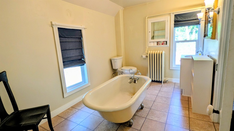 111 Wesley, MOUNT MORRIS, Illinois 61054, 3 Bedrooms Bedrooms, ,2 BathroomsBathrooms,House,For Sale,Wesley,202604140