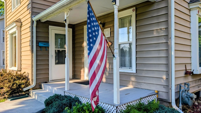 111 Wesley, MOUNT MORRIS, Illinois 61054, 3 Bedrooms Bedrooms, ,2 BathroomsBathrooms,House,For Sale,Wesley,202604140