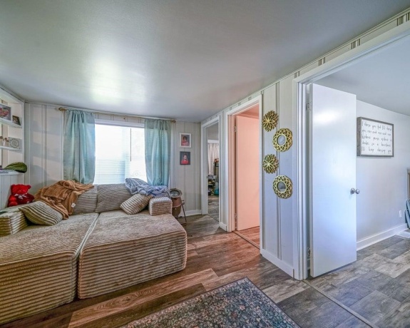1009 4th, OREGON, Illinois 61061, 2 Bedrooms Bedrooms, ,1 BathroomBathrooms,House,For Sale,4th,202604141