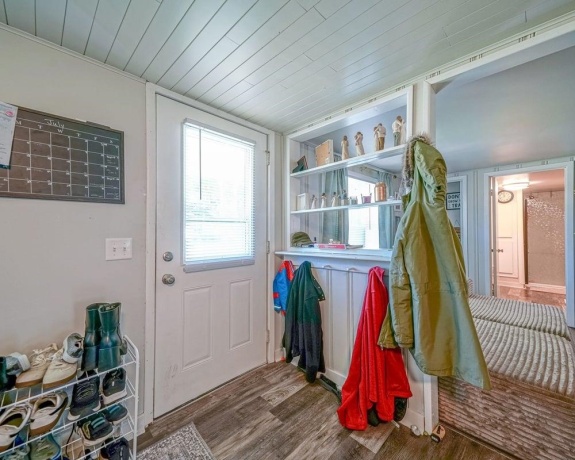 1009 4th, OREGON, Illinois 61061, 2 Bedrooms Bedrooms, ,1 BathroomBathrooms,House,For Sale,4th,202604141