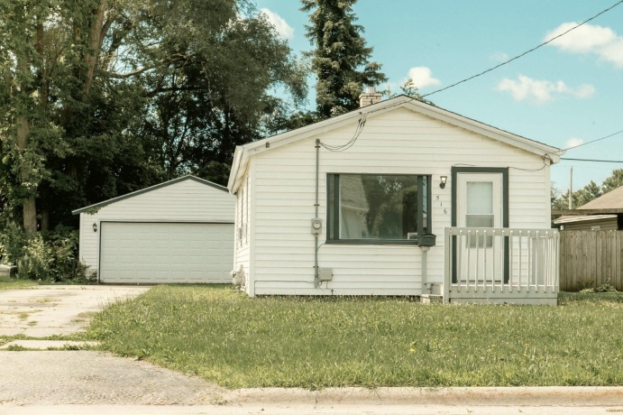 516 Clark, SOUTH BELOIT, Illinois 61080, 1 Bedroom Bedrooms, ,1 BathroomBathrooms,House,For Sale,Clark,202604142