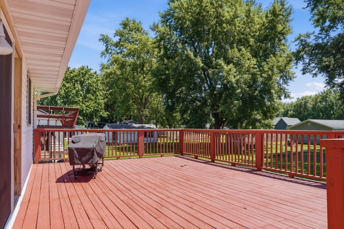 2004 4th, DIXON, Illinois 61021, 5 Bedrooms Bedrooms, ,2 BathroomsBathrooms,House,For Sale,4th,202604146
