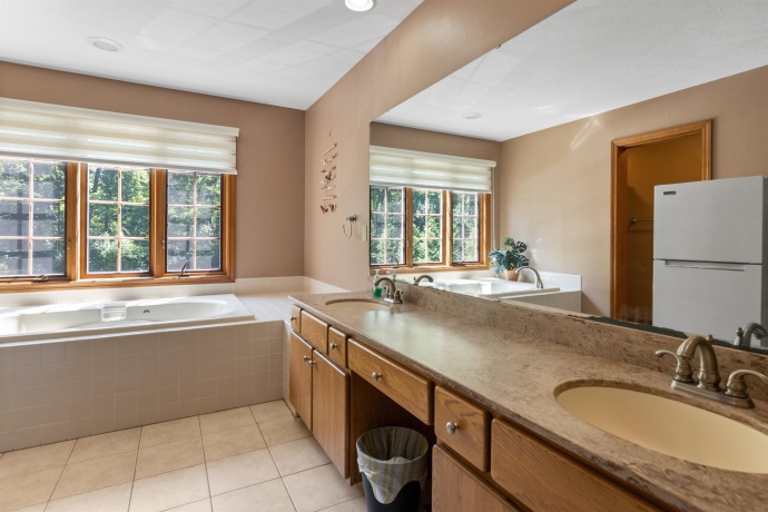 10959 Hamborg, ROSCOE, Illinois 61073, 5 Bedrooms Bedrooms, ,3 BathroomsBathrooms,House,For Sale,Hamborg,202604147
