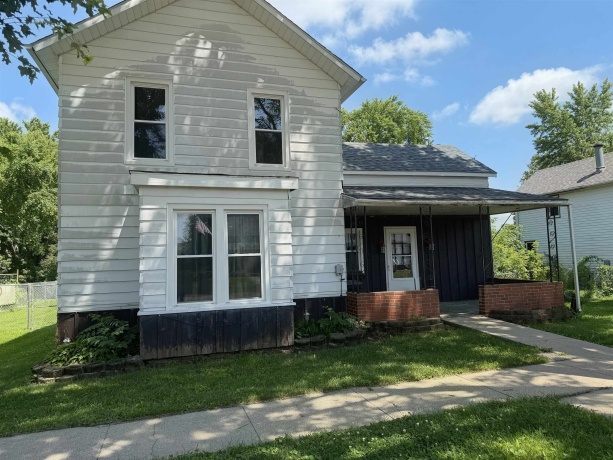 208 2nd, LEAF RIVER, Illinois 61047, 4 Bedrooms Bedrooms, ,1 BathroomBathrooms,House,For Sale,2nd,202604148