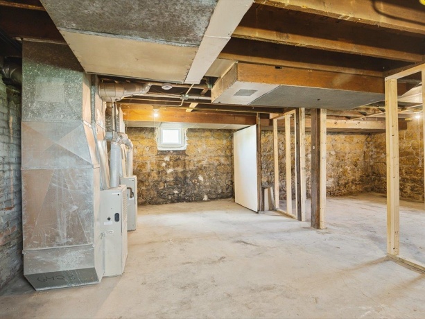 2104 4th, ROCKFORD, Illinois 61104, ,2 Units,For Sale,4th,202604150