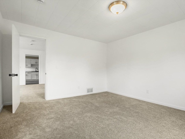 2104 4th, ROCKFORD, Illinois 61104, ,2 Units,For Sale,4th,202604150