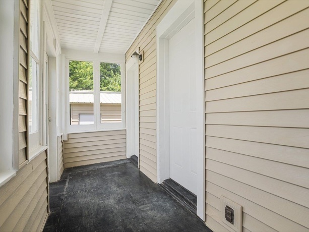 2104 4th, ROCKFORD, Illinois 61104, ,2 Units,For Sale,4th,202604150