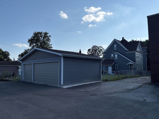 1420 Magnolia, ROCKFORD, Illinois 61104, ,2 Units,For Sale,Magnolia,202604151