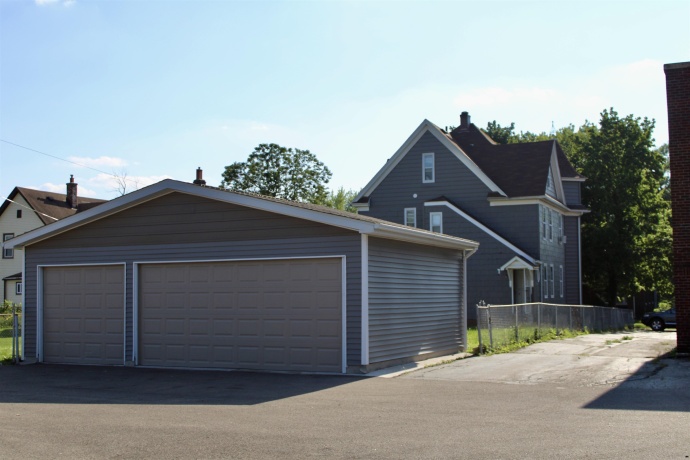 1420 Magnolia, ROCKFORD, Illinois 61104, ,2 Units,For Sale,Magnolia,202604151