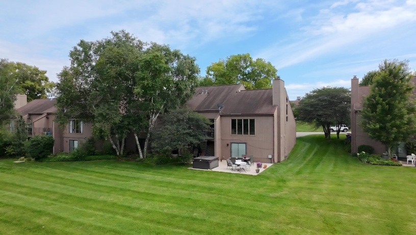5952 Allerton, ROCKFORD, Illinois 61114, 3 Bedrooms Bedrooms, ,3 BathroomsBathrooms,Condominium,For Sale,Allerton,202603868