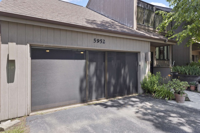 5952 Allerton, ROCKFORD, Illinois 61114, 3 Bedrooms Bedrooms, ,3 BathroomsBathrooms,Condominium,For Sale,Allerton,202603868