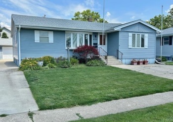 422 8th, BELVIDERE, Illinois 61008, 3 Bedrooms Bedrooms, ,1 BathroomBathrooms,House,For Sale,8th,202604153