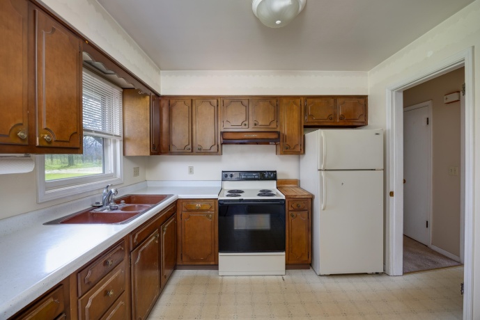 1712 Manchester, SOUTH BELOIT, Illinois 61080, ,3 - 4 Units,For Sale,Manchester,202602080