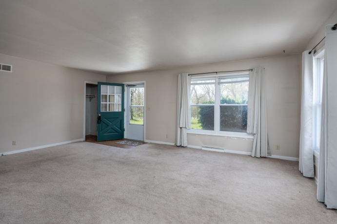 1712 Manchester, SOUTH BELOIT, Illinois 61080, ,3 - 4 Units,For Sale,Manchester,202602080