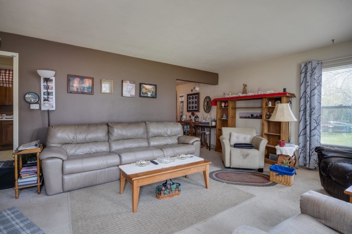 1712 Manchester, SOUTH BELOIT, Illinois 61080, ,3 - 4 Units,For Sale,Manchester,202602080