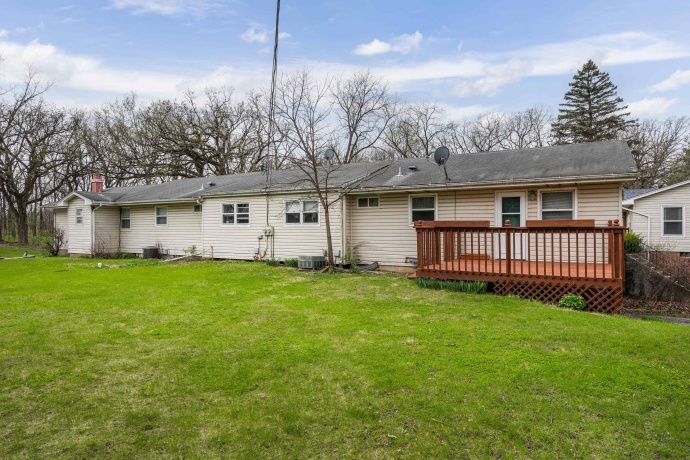 1712 Manchester, SOUTH BELOIT, Illinois 61080, ,3 - 4 Units,For Sale,Manchester,202602080