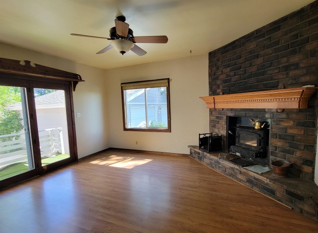 10124 US Rt 20, GARDEN PRAIRIE, Illinois 61038, 4 Bedrooms Bedrooms, ,3 BathroomsBathrooms,House,For Sale,US Rt 20,202603964