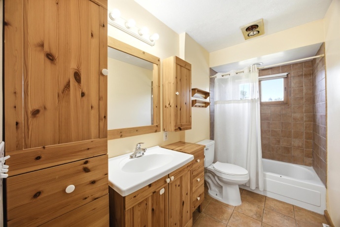 5609 Bellville, ROCKFORD, Illinois 61108, 3 Bedrooms Bedrooms, ,2 BathroomsBathrooms,House,For Sale,Bellville,202604154