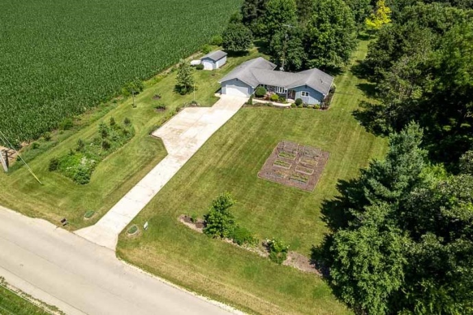 23518 STREIT, HARVARD, Illinois 60033, 3 Bedrooms Bedrooms, ,2 BathroomsBathrooms,House,For Sale,STREIT,202604155