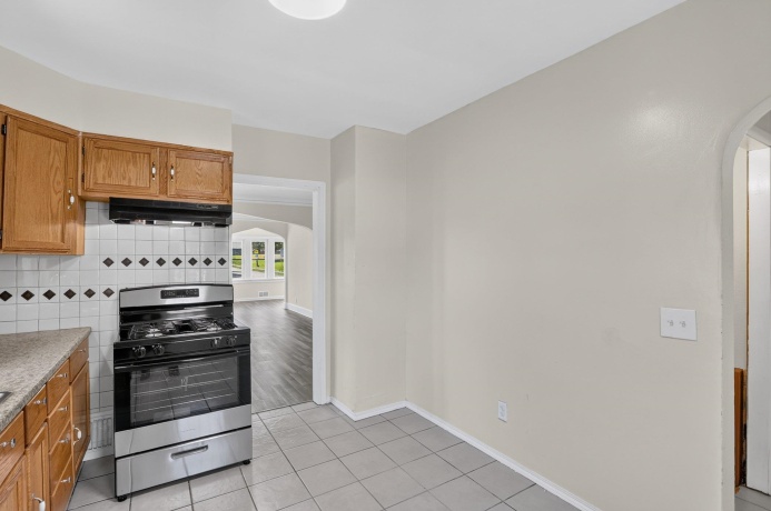 1119 Montague, ROCKFORD, Illinois 61102, 4 Bedrooms Bedrooms, ,1 BathroomBathrooms,House,For Sale,Montague,202604156