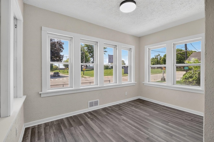 1119 Montague, ROCKFORD, Illinois 61102, 4 Bedrooms Bedrooms, ,1 BathroomBathrooms,House,For Sale,Montague,202604156
