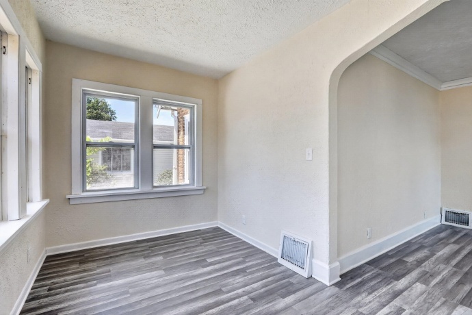 1119 Montague, ROCKFORD, Illinois 61102, 4 Bedrooms Bedrooms, ,1 BathroomBathrooms,House,For Sale,Montague,202604156