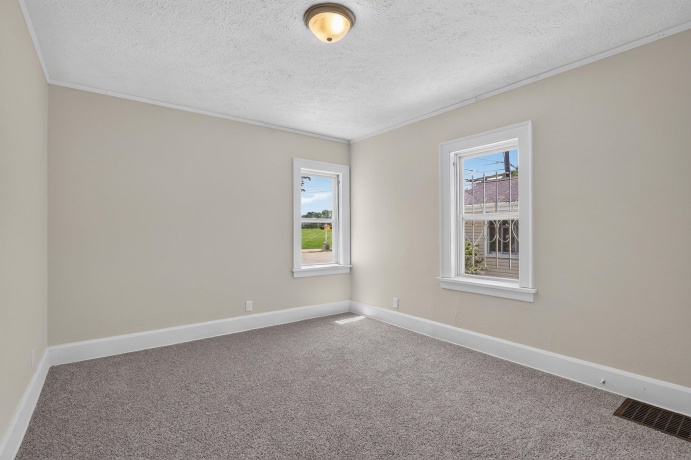 1119 Montague, ROCKFORD, Illinois 61102, 4 Bedrooms Bedrooms, ,1 BathroomBathrooms,House,For Sale,Montague,202604156