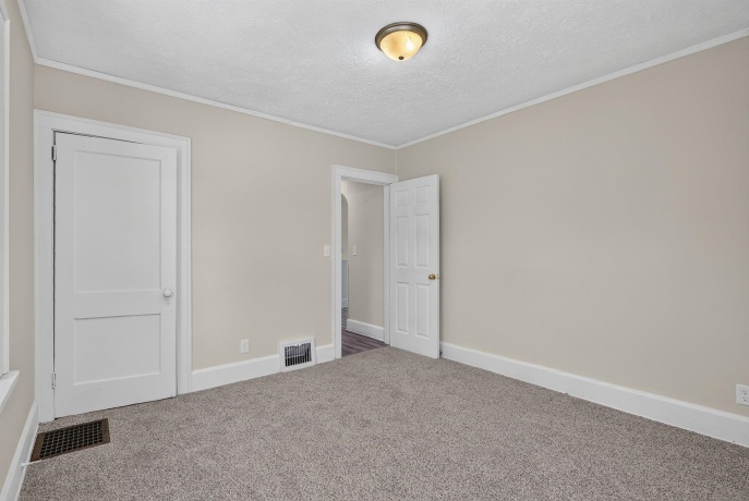 1119 Montague, ROCKFORD, Illinois 61102, 4 Bedrooms Bedrooms, ,1 BathroomBathrooms,House,For Sale,Montague,202604156