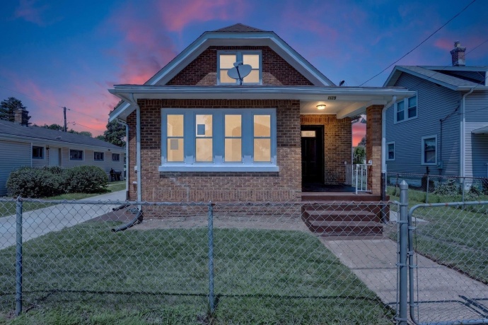 1119 Montague, ROCKFORD, Illinois 61102, 4 Bedrooms Bedrooms, ,1 BathroomBathrooms,House,For Sale,Montague,202604156