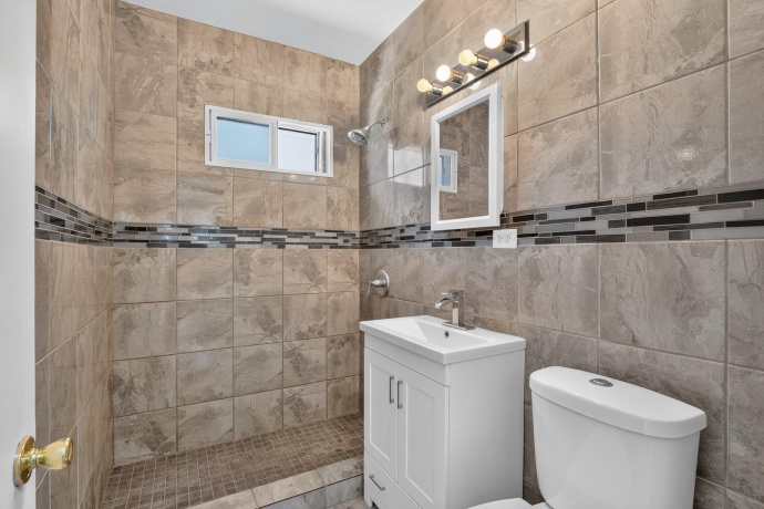 1119 Montague, ROCKFORD, Illinois 61102, 4 Bedrooms Bedrooms, ,1 BathroomBathrooms,House,For Sale,Montague,202604156