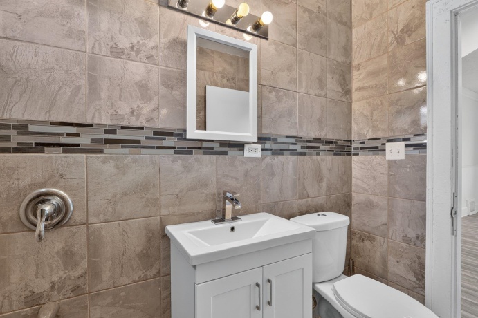 1119 Montague, ROCKFORD, Illinois 61102, 4 Bedrooms Bedrooms, ,1 BathroomBathrooms,House,For Sale,Montague,202604156
