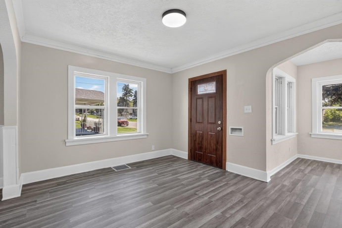 1119 Montague, ROCKFORD, Illinois 61102, 4 Bedrooms Bedrooms, ,1 BathroomBathrooms,House,For Sale,Montague,202604156