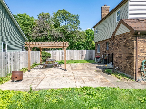 1300 Wolff Aven, ELGIN, Illinois 60123, 4 Bedrooms Bedrooms, ,2 BathroomsBathrooms,House,For Sale,Wolff Aven,202604157