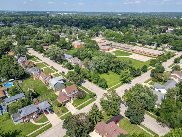 1300 Wolff Aven, ELGIN, Illinois 60123, 4 Bedrooms Bedrooms, ,2 BathroomsBathrooms,House,For Sale,Wolff Aven,202604157