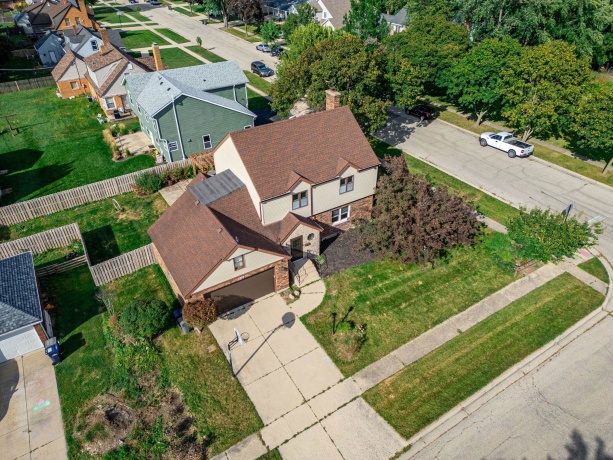 1300 Wolff Aven, ELGIN, Illinois 60123, 4 Bedrooms Bedrooms, ,2 BathroomsBathrooms,House,For Sale,Wolff Aven,202604157