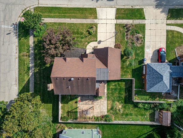 1300 Wolff Aven, ELGIN, Illinois 60123, 4 Bedrooms Bedrooms, ,2 BathroomsBathrooms,House,For Sale,Wolff Aven,202604157