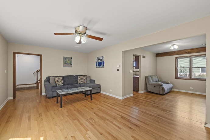 1300 Wolff Aven, ELGIN, Illinois 60123, 4 Bedrooms Bedrooms, ,2 BathroomsBathrooms,House,For Sale,Wolff Aven,202604157