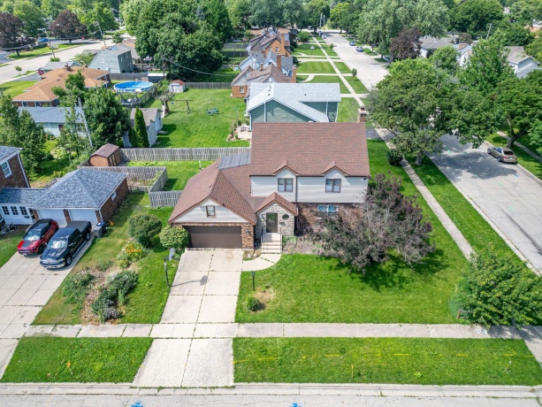 1300 Wolff Aven, ELGIN, Illinois 60123, 4 Bedrooms Bedrooms, ,2 BathroomsBathrooms,House,For Sale,Wolff Aven,202604157