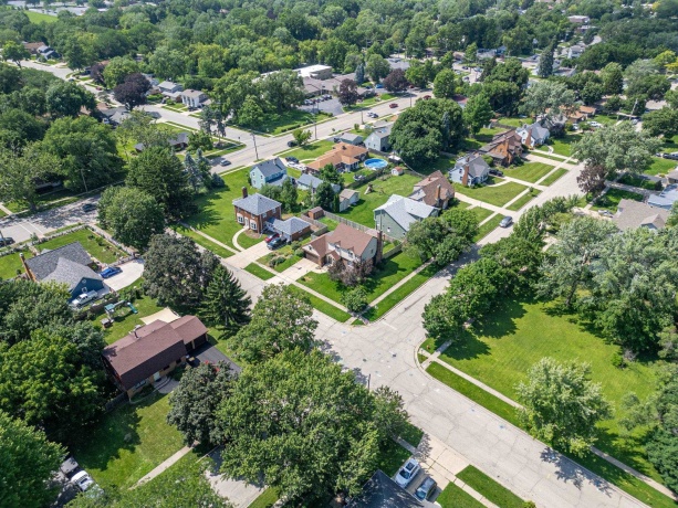 1300 Wolff Aven, ELGIN, Illinois 60123, 4 Bedrooms Bedrooms, ,2 BathroomsBathrooms,House,For Sale,Wolff Aven,202604157