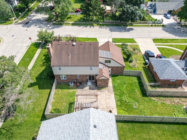 1300 Wolff Aven, ELGIN, Illinois 60123, 4 Bedrooms Bedrooms, ,2 BathroomsBathrooms,House,For Sale,Wolff Aven,202604157