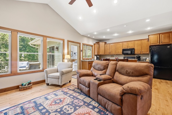 4 Acorn, GALENA, Illinois 61036, 4 Bedrooms Bedrooms, ,3 BathroomsBathrooms,House,For Sale,Acorn,202604158
